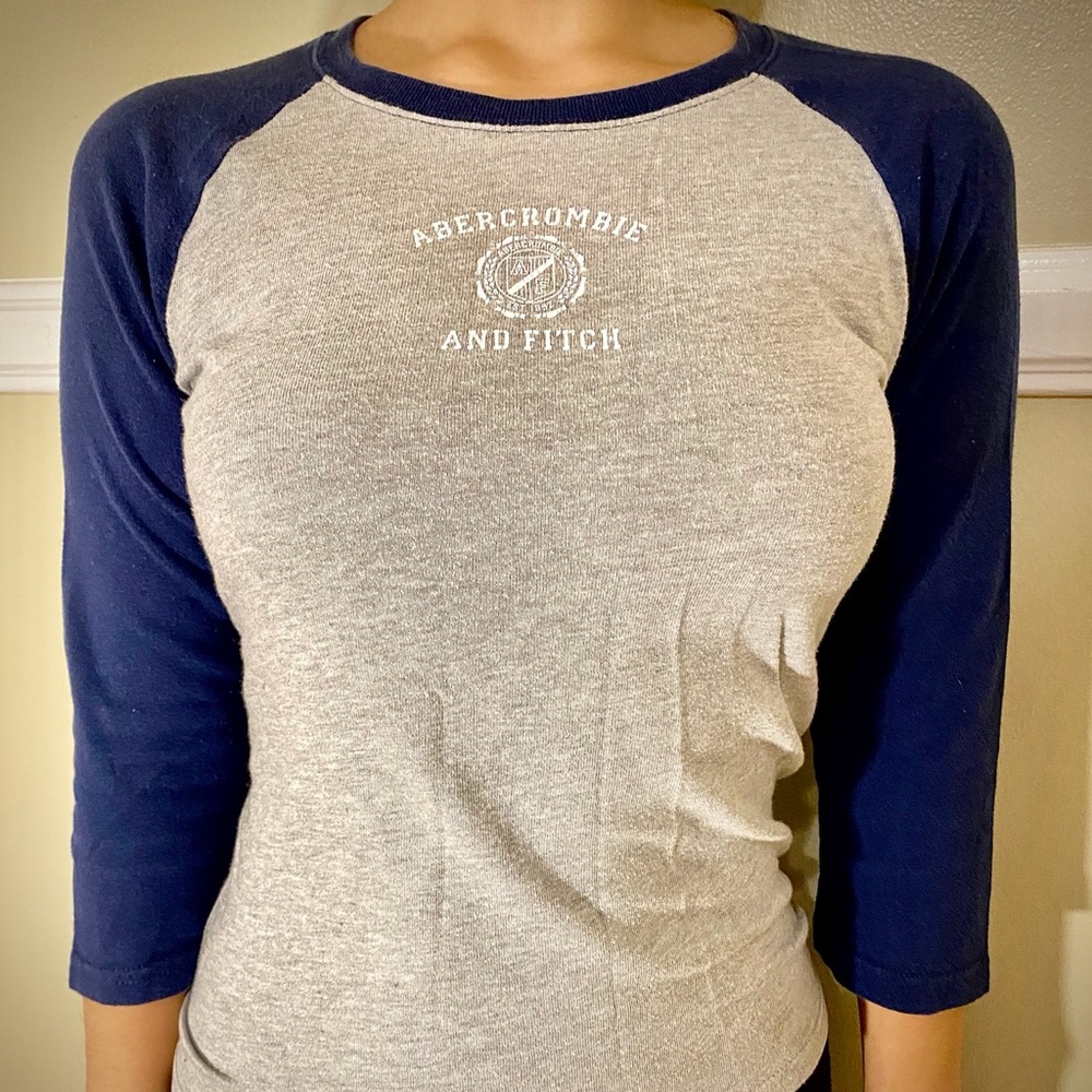 Abercrombie baseball tee